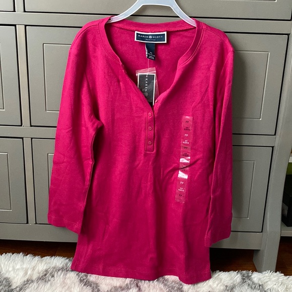 Karen Scott Tops - NWT; 3/4 sleeve top from Karen Scott size PP/2P!